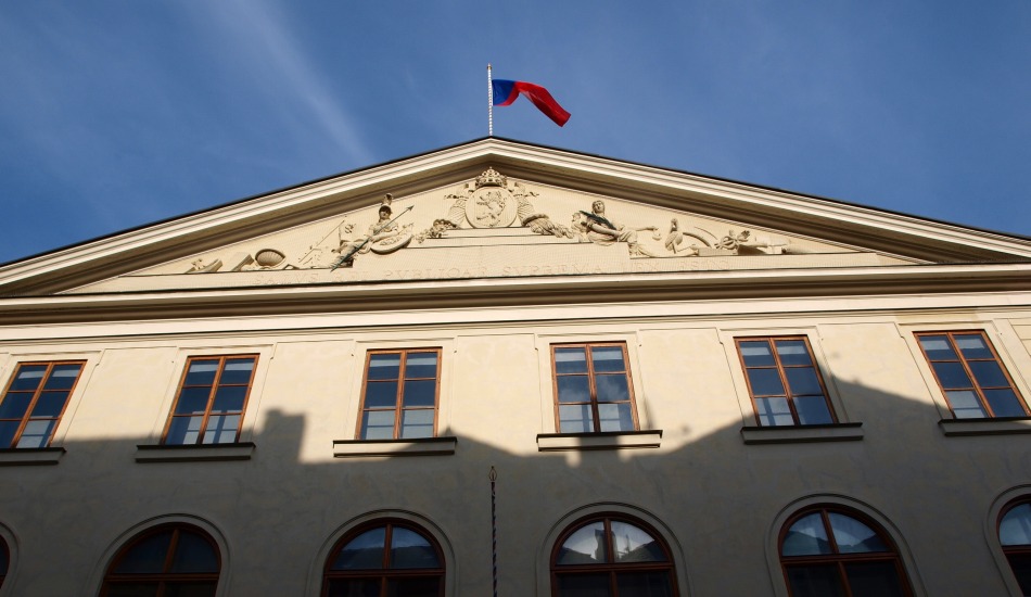 Sněmovna schválila zákony o invazních druzích